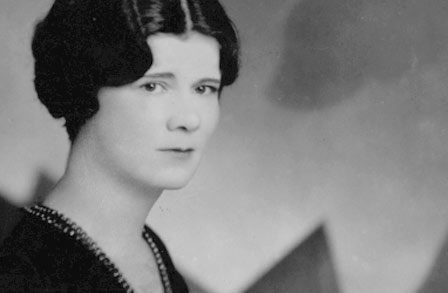 Full Moon by Elinor Wylie | Poetry Foundation